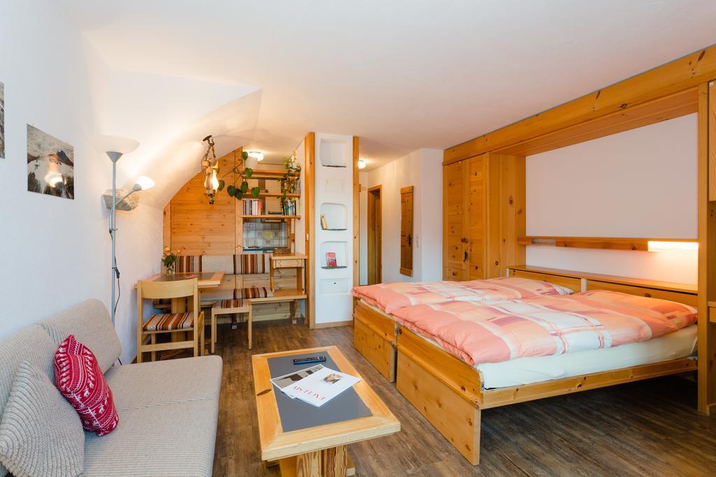 Hotel B&B Susom Surlej Silvaplana Ngoại thất bức ảnh